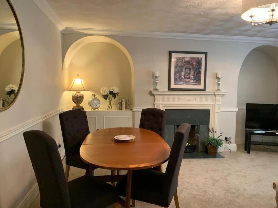 Ilkley Garden Suite ภายนอก รูปภาพ