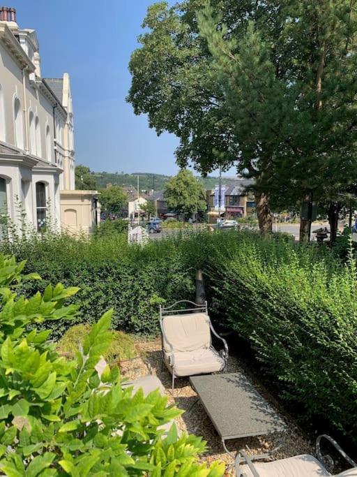 Ilkley Garden Suite ภายนอก รูปภาพ