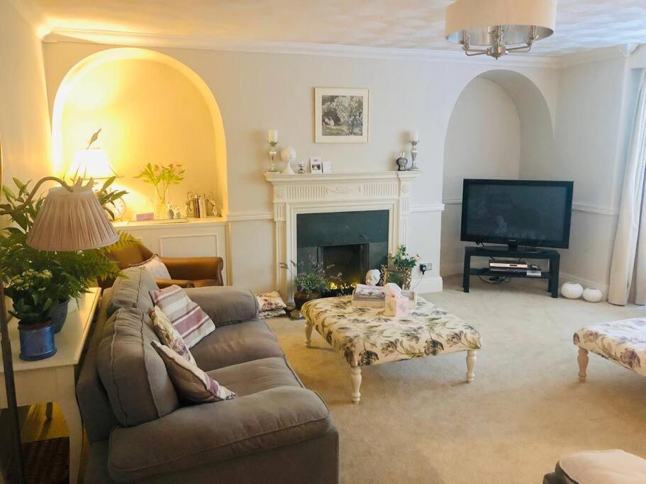 Ilkley Garden Suite ภายนอก รูปภาพ